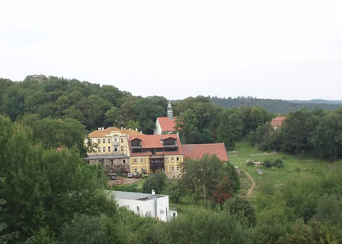 Lenno We Wleniu Nocleg ze śniadaniem *